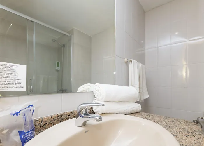 Hotel Livvo Veril Playa 3*