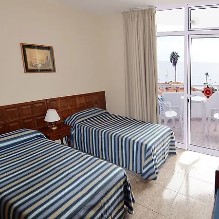 Livvo Veril Playa Готель 3*